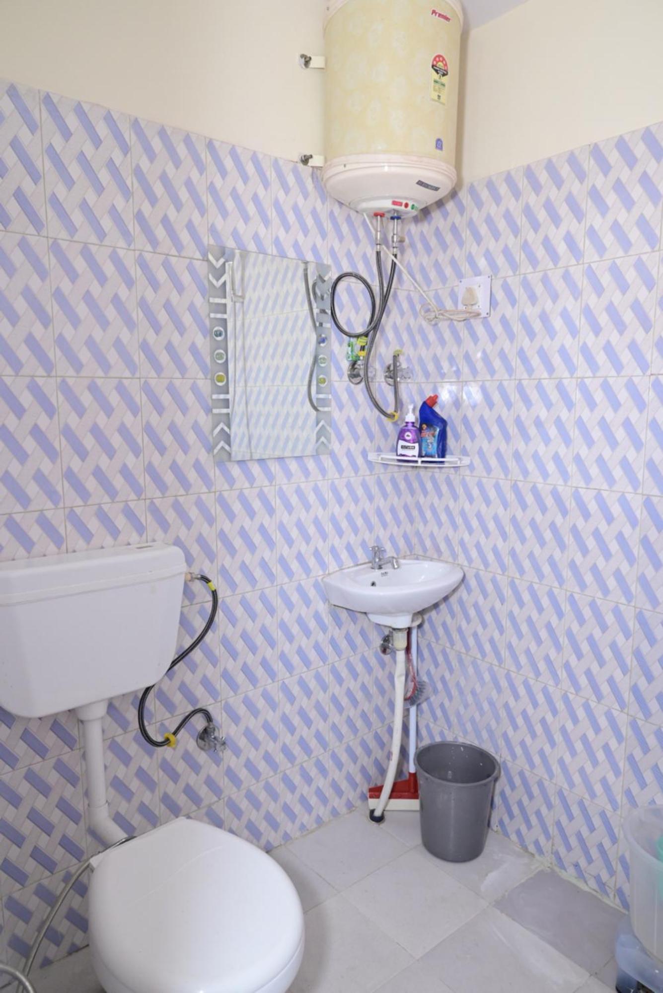 Krishna B&B Near Mall Road シムラー エクステリア 写真